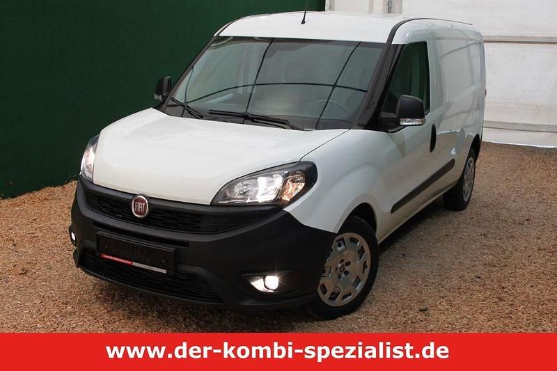 Weiß Gebraucht 2022 Fiat Doblò Van / Kleinbus | 15.800 € (Guter Preis) - Bild 1/4