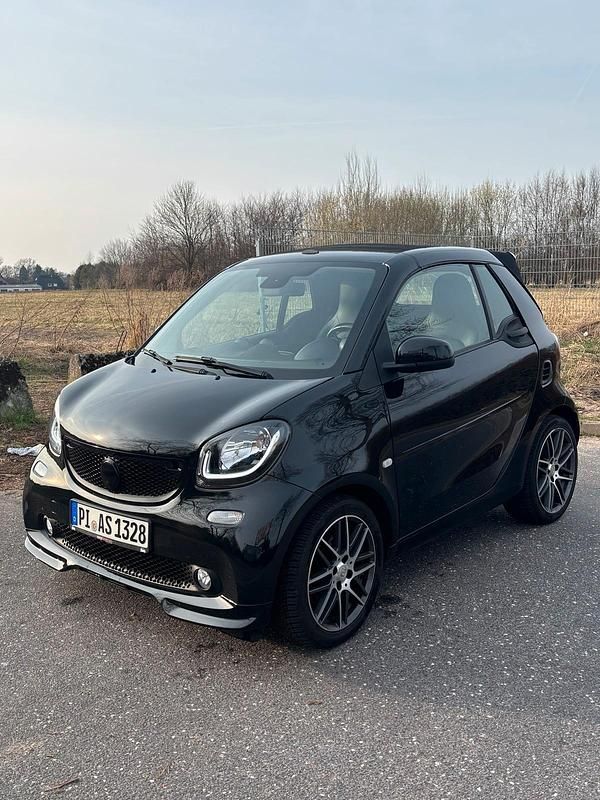 Gebraucht Smart ForTwo Cabrio Brabus 109 PS (80 kW) 2017 Schwarz Cabrio