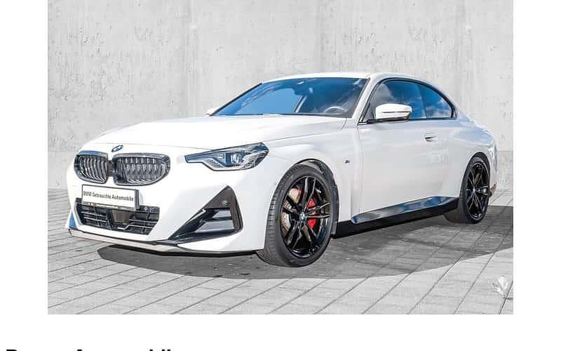 Weiß Gebraucht 2024 BMW 230 Shadowline Coupé | 41.995 € (Guter Preis) - Bild 1/4