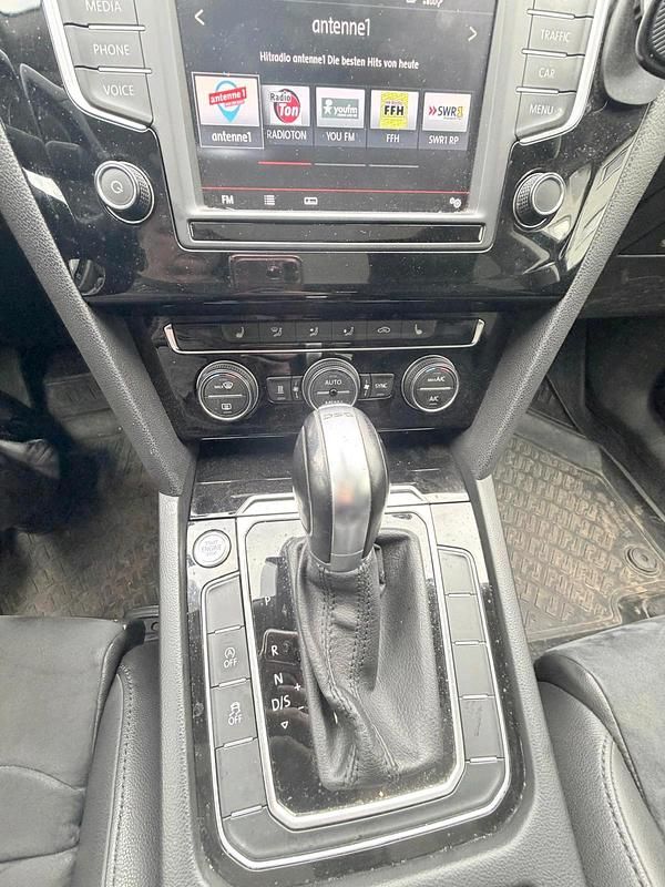 Gebraucht VW Passat 190 PS (139 kW) 2016 Schwarz Kombi