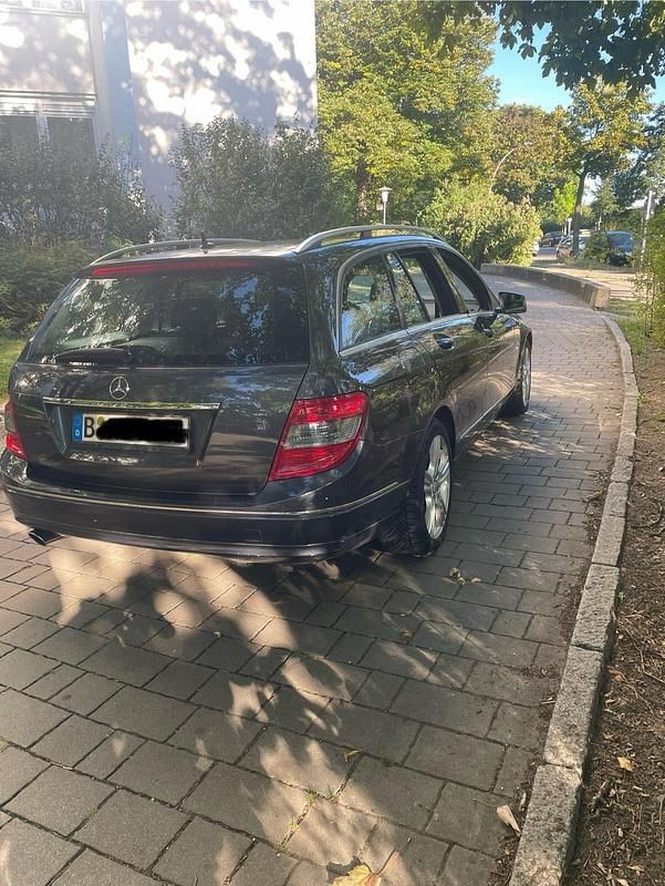 Gebraucht Mercedes C200 184 PS (135 kW) 2010 Grau Kombi
