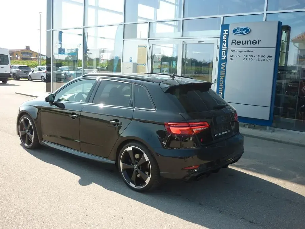 Gebraucht Audi RS3 Sportback Sport 400 PS (294 kW) 2020 Schwarz Kleinwagen