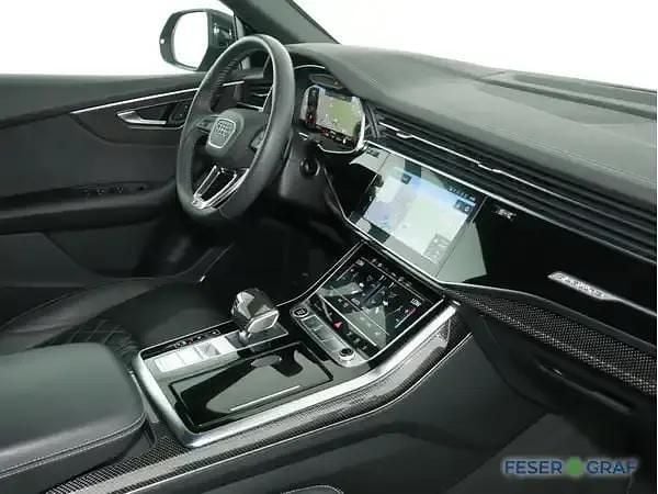 Gebraucht Audi Q8 Ambiente 286 PS (210 kW) 2024 Daytonagrau perleffekt SUV