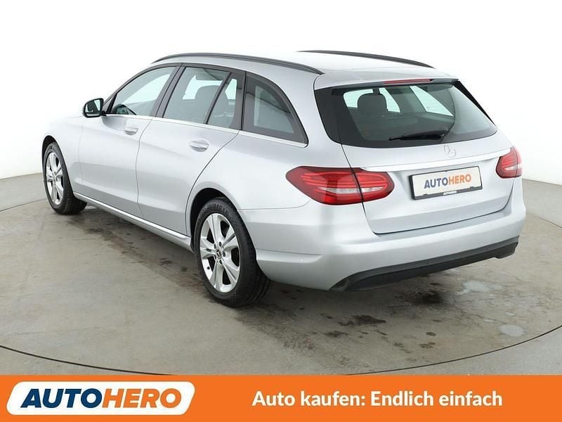 Gebraucht Mercedes C220 194 PS (142 kW) 2019 Grau Kombi