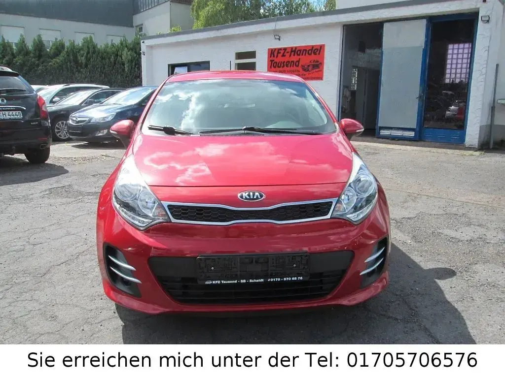 Gebraucht Kia Rio 109 PS (80 kW) 2016 Rot Kleinwagen