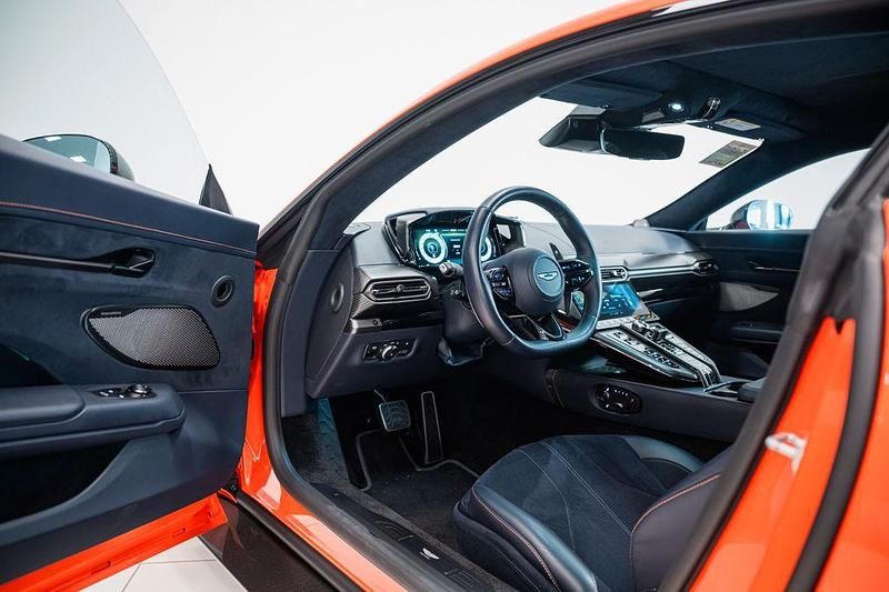 Gebraucht Aston Martin Vantage 663 PS (487 kW) 2024 Orange Coupé