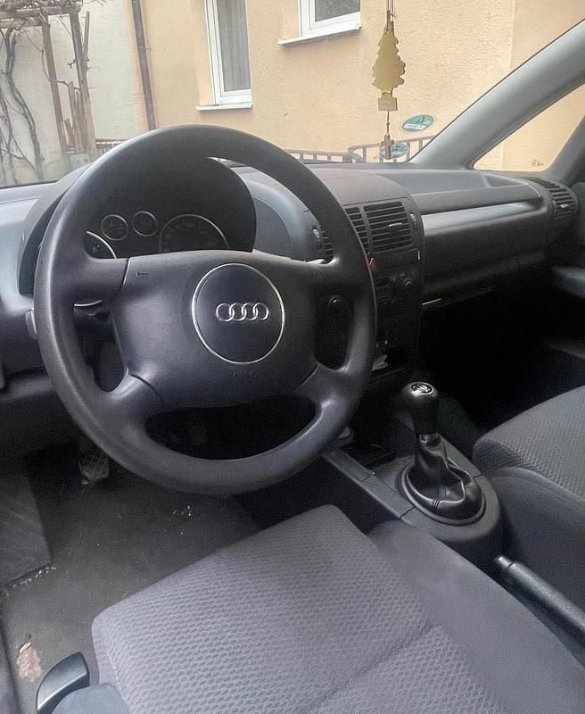 Gebraucht Audi A2 75 PS (55 kW) 2003 Schwarz Kleinwagen