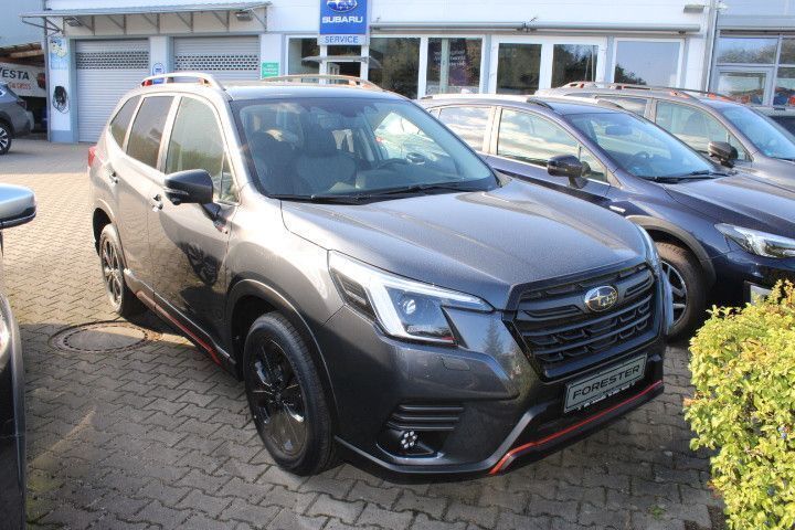 Gebraucht Subaru Forester Exclusive+ 150 PS (110 kW) 2024 Magnetite gray (m) SUV