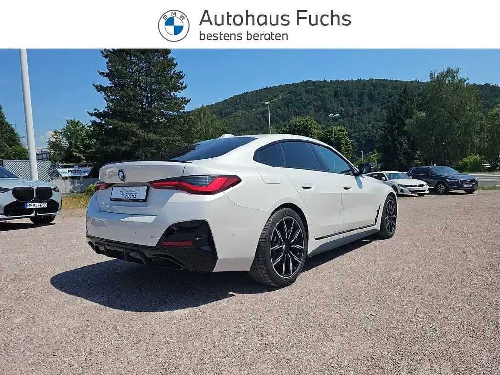 Gebraucht BMW 440 Performance 374 PS (275 kW) 2022 Weiss Coupé