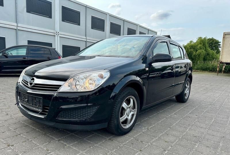 Schwarz Gebraucht 2008 Opel Astra Edition Kleinwagen | 1.999 € (Guter Preis) - Bild 1/4