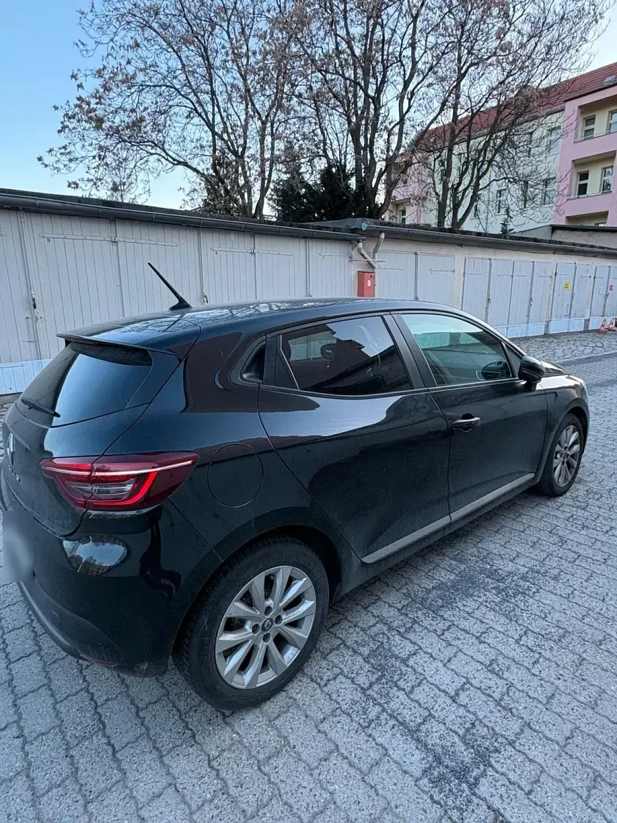 Gebraucht Renault Clio V 72 PS (52 kW) 2020 Schwarz Limousine