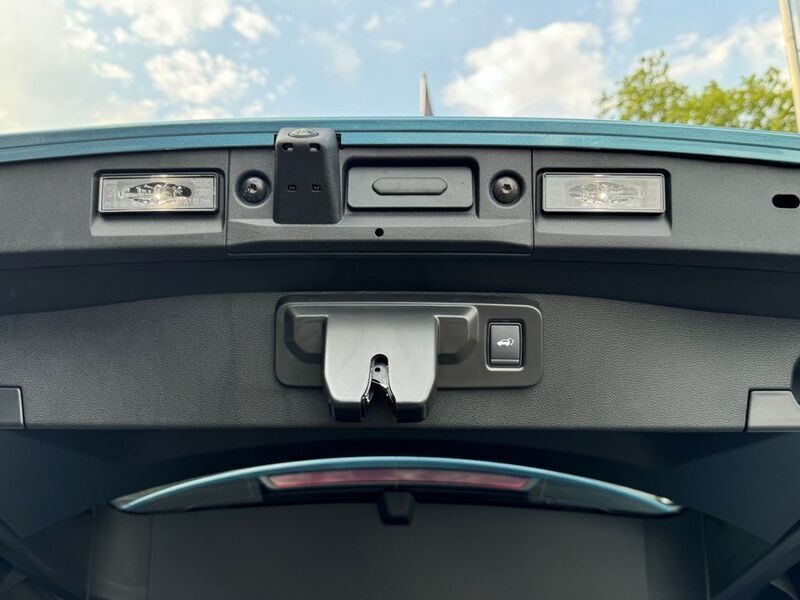 Gebraucht Renault Symbioz Iconic 143 PS (105 kW) 2024 Blau SUV