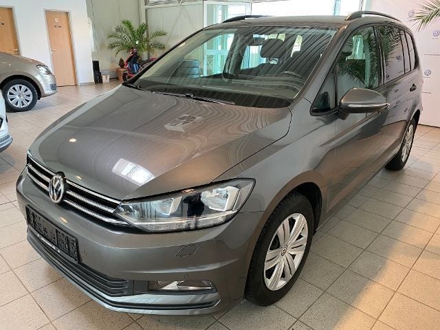 Gebraucht VW Touran Comfortline 110 PS (80 kW) 2017 Grau metallic Van / Kleinbus
