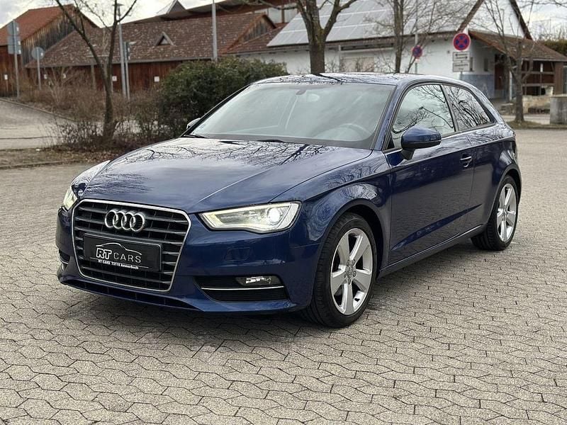 Gebraucht Audi A3 Ambiente 150 PS (110 kW) 2014 Scubablau metallic Limousine