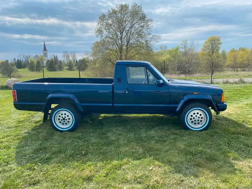 Käytetty Jeep Comanche 177 HP (130 kW) 1988 Sininen Nouto