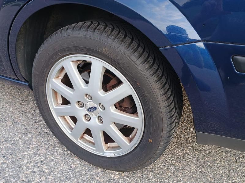 Gebraucht Ford Mondeo 110 PS (80 kW) 2006 Kombi