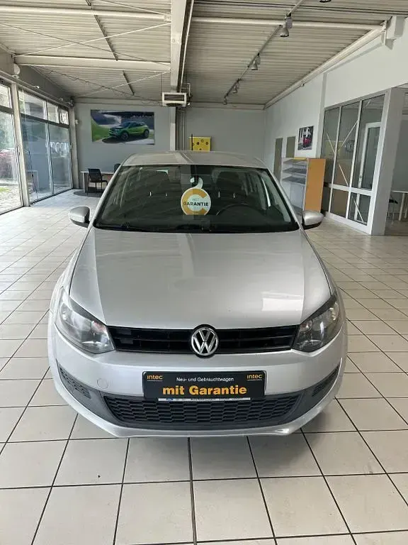 Gebraucht VW Polo Trendline 69 PS (50 kW) 2010 Silber Kleinwagen