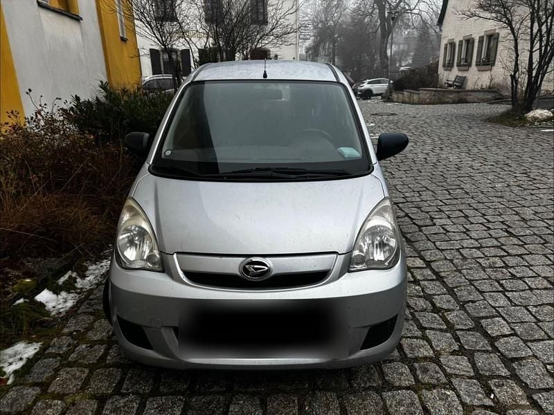 Gebraucht Daihatsu Cuore 69 PS (50 kW) 2008 Silber Kleinwagen
