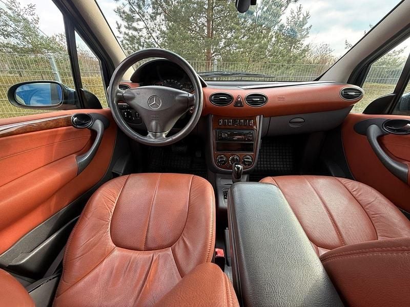 Gebraucht Mercedes A190 Elegance 125 PS (91 kW) 2002 Blau Kleinwagen