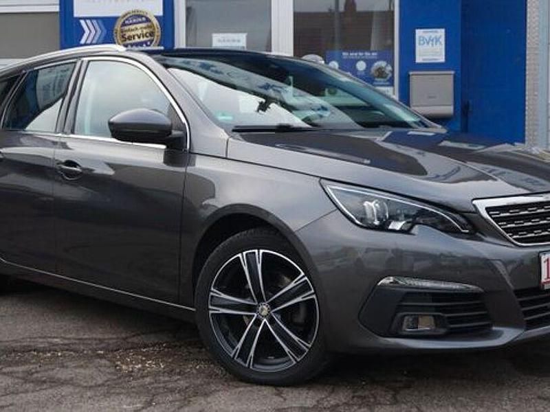 Gebraucht Peugeot 308 131 PS (96 kW) 2018 Grau Limousine