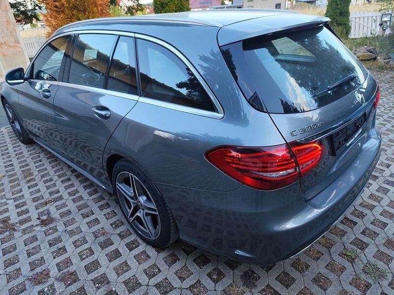 Gebraucht Mercedes C300 AMG line 245 PS (180 kW) 2019 Grau Kombi