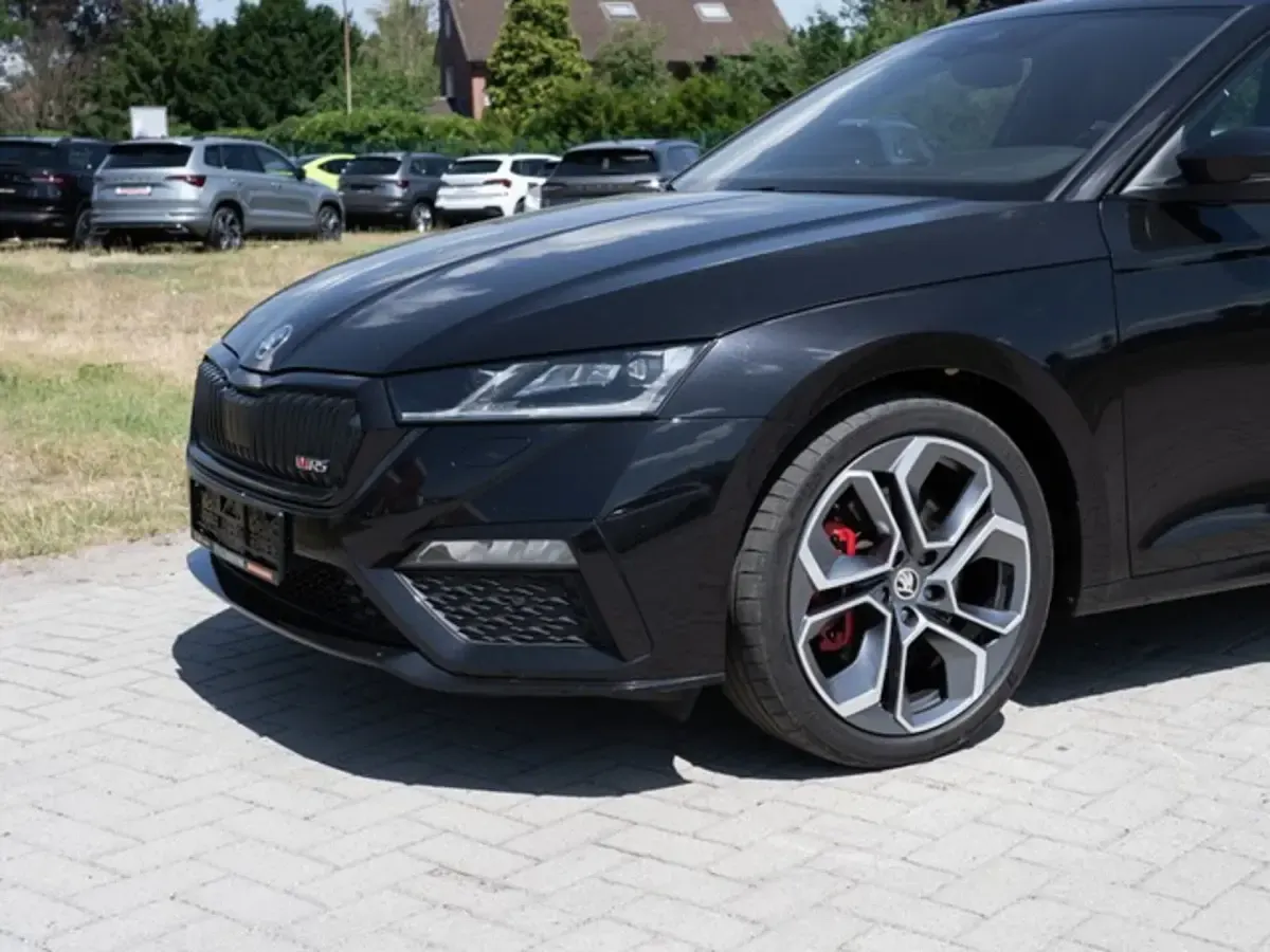 Gebraucht Skoda Octavia RS 245 PS (180 kW) 2022 Schwarzmagic perleffekt (metallic) Kombi