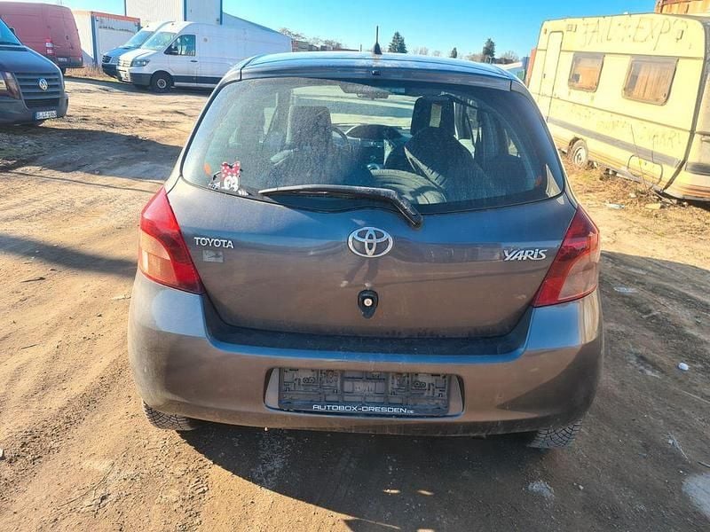 Gebraucht Toyota Yaris Executive 99 PS (72 kW) 2008 Kleinwagen