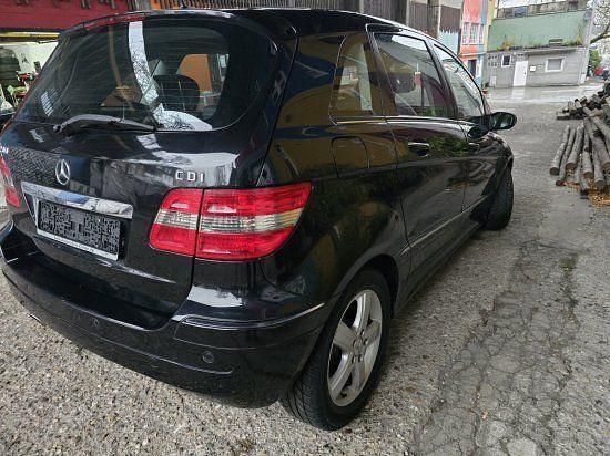 Gebraucht Mercedes B200 140 PS (102 kW) 2007 Schwarz Van / Kleinbus