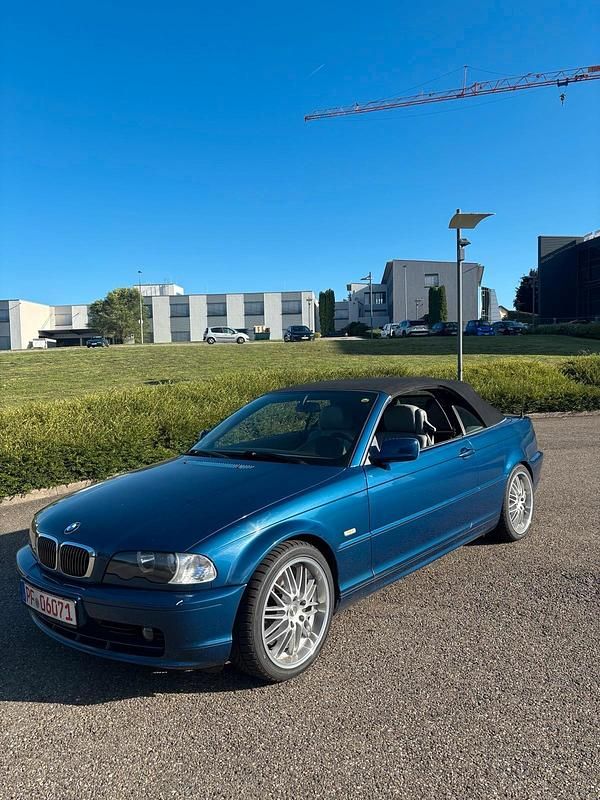 Blau Gebraucht 2000 BMW 323 Cabriolet Cabrio | 12.000 € - Bild 1/4