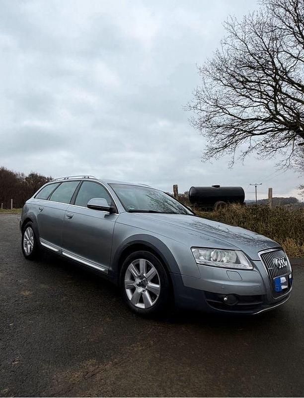 Grau Gebraucht 2010 Audi A6 Allroad Comfort Kombi | 7.000 € (Fairer Preis) - Bild 1/4