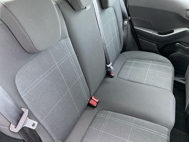 Gebraucht Ford Fiesta Cool & Connect 75 PS (55 kW) 2020 Polarsilber metallic Limousine