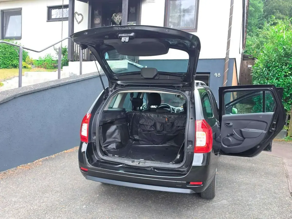 Gebraucht Dacia Logan MCV 90 PS (66 kW) 2016 Schwarz Kombi
