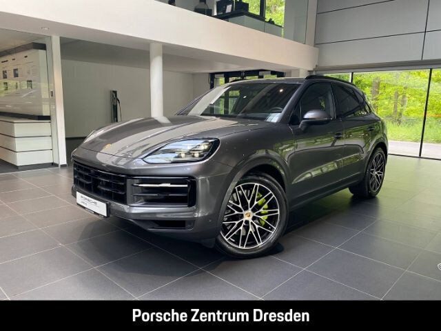 Quarzitgraumetallic (metallic) Gebraucht 2024 Porsche Cayenne SUV | 117.900 € - Bild 1/4