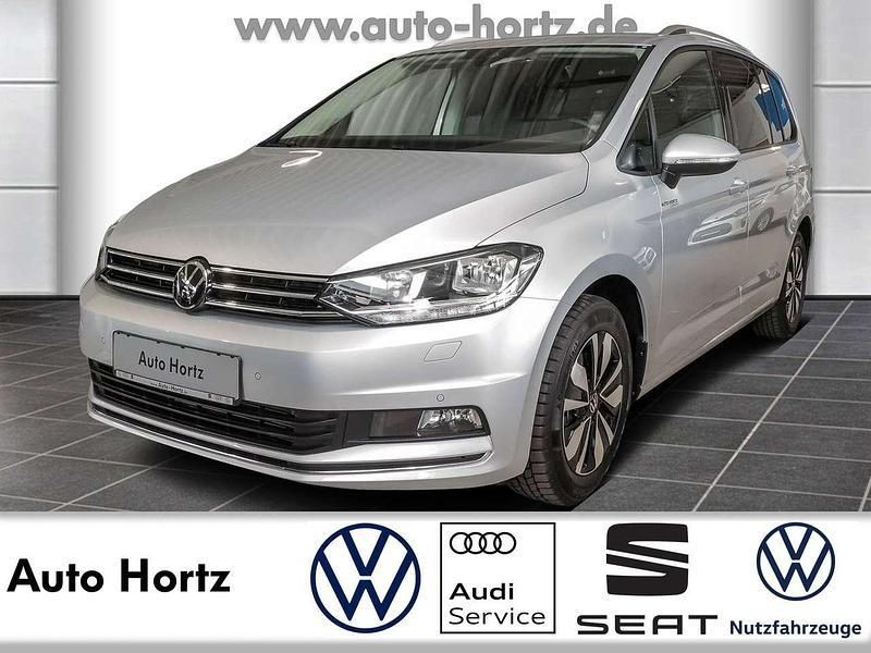 Reflexsilber Gebraucht 2025 VW Touran Move Van / Kleinbus | 42.900 € (Teuer) - Bild 1/4