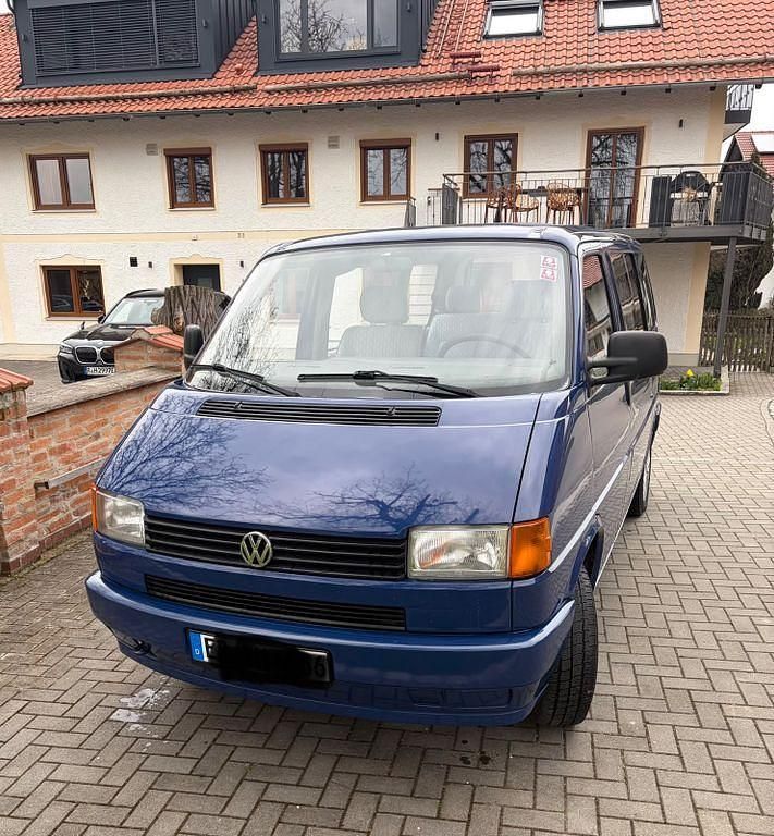 Usata VW Multivan 84 CV (61 kW) 1995 Blu Monovolume