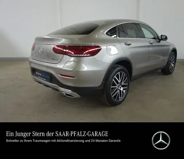 Second-hand Mercedes GLC300e 211 CP (155 kW) 2021 Argintiu Coupe