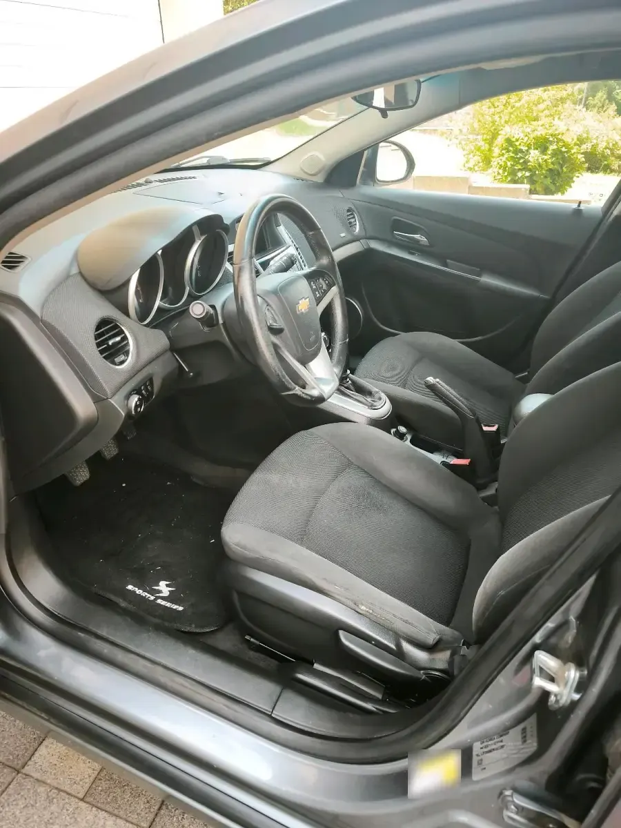 Gebraucht Chevrolet Cruze 140 PS (102 kW) 2013 Grau Kombi