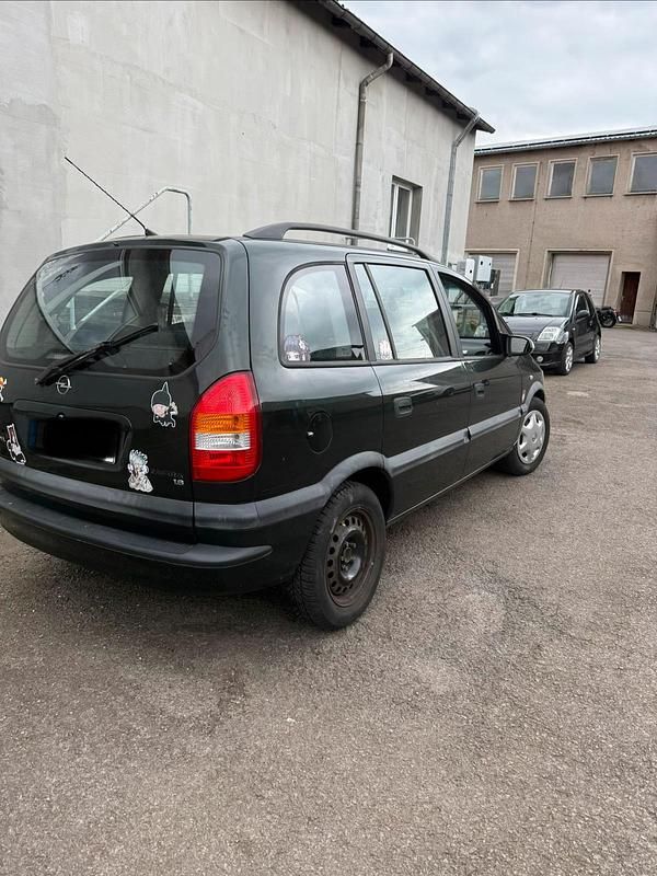 Gebraucht Opel Zafira 101 PS (74 kW) 2002 Grün Van / Kleinbus