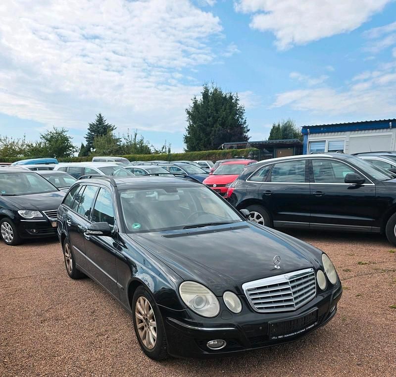 Schwarz Gebraucht 2006 Mercedes E280 Kombi | 5.999 € (Etwas zu teuer) - Bild 1/4