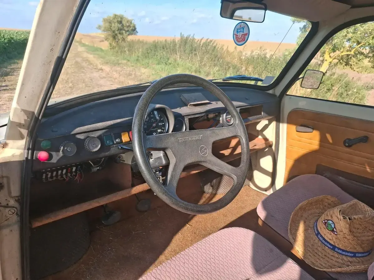 Gebraucht Trabant 601 26 PS (19 kW) 1987 Beige Limousine