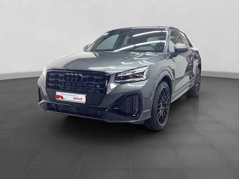 Neu Audi Q2 S-Line 150 PS (110 kW) 2025 Grau SUV