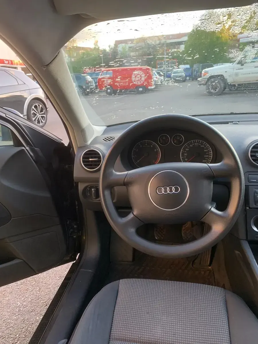Używany Audi A3 102 KM (75 kW) 2004 Brązowy Hatchback