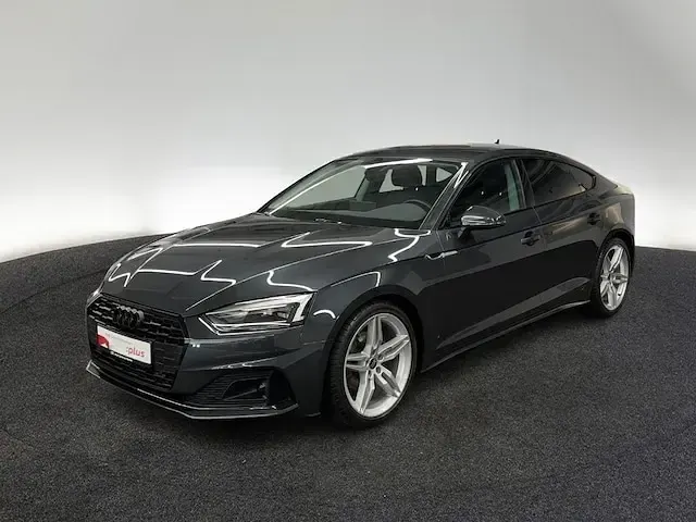 Gebraucht Audi A5 Sportback Ambiente 163 PS (119 kW) 2022 Manhattangrau metallic Kleinwagen