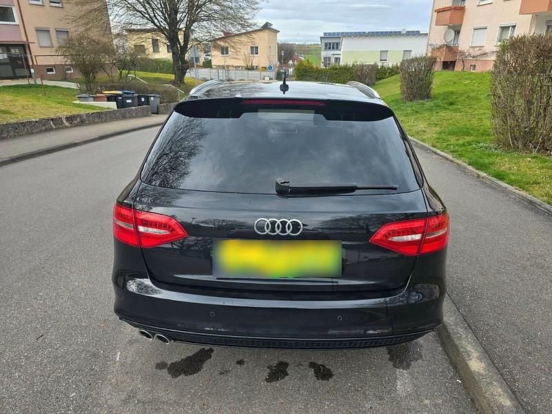 Gebraucht Audi A4 S-Line 190 PS (139 kW) 2015 Schwarz Kombi