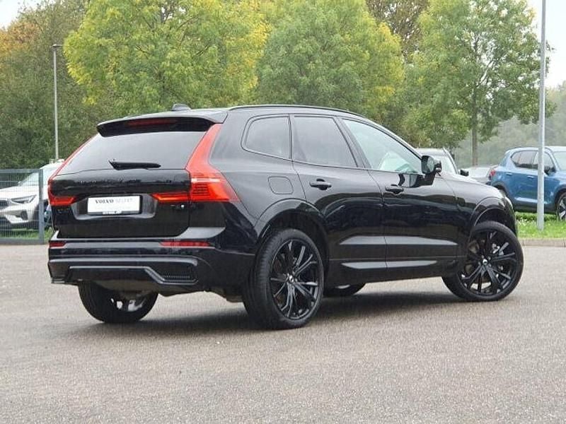 Gebraucht Volvo XC60 Plus 349 PS (256 kW) 2024 Onyx black / SUV