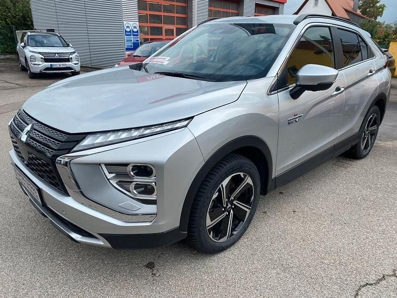 Gebraucht Mitsubishi Eclipse Cross Edition 188 PS (138 kW) 2021 Silber SUV