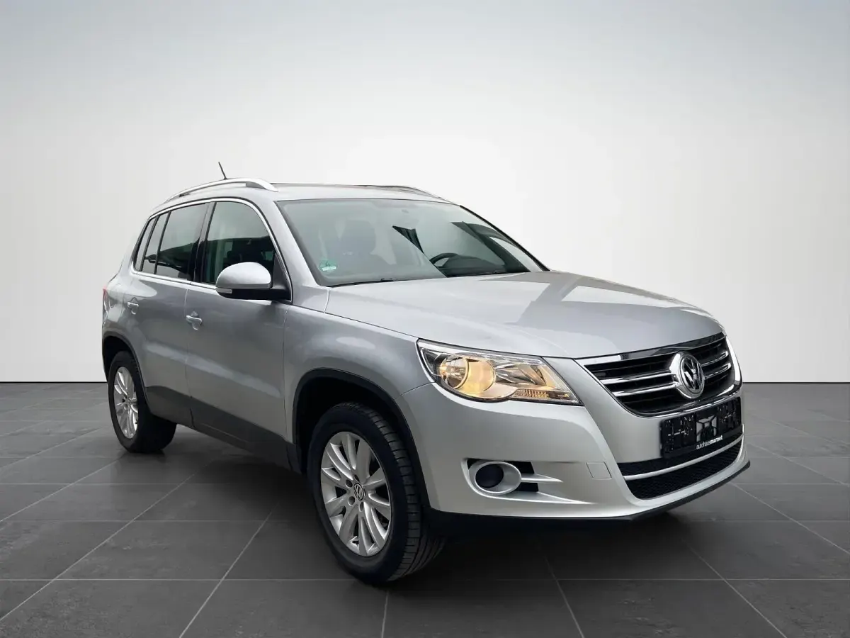Gebraucht VW Tiguan Sportline 150 PS (110 kW) 2011 Silber SUV