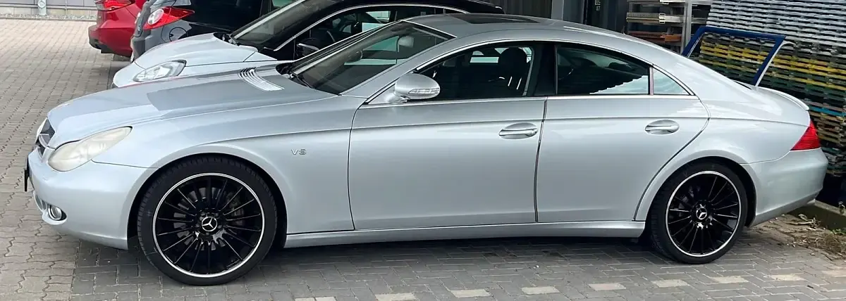 Gebraucht Mercedes CLS500 306 PS (225 kW) 2007 Silber Limousine