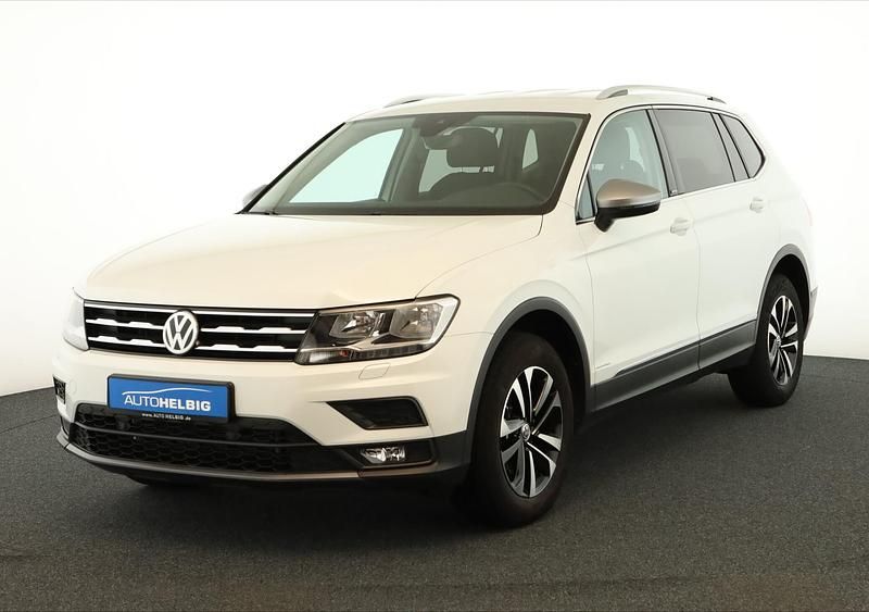 Gebraucht VW Tiguan Allspace Comfortline 150 PS (110 kW) 2021 Pure white SUV