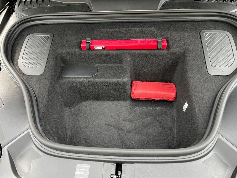 Gebraucht Porsche Macan 380 kW (517 PS) 2025 Schwarz SUV